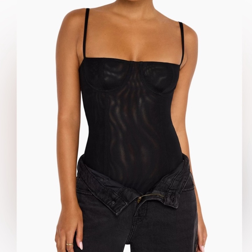 GOOD AMERICAN CORSET MESH BODYSUIT SIZE XS!!! Currently sold out online